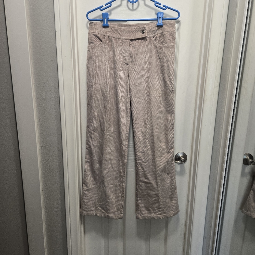 Escada Flared Cordouroy Pants W Heart Pockets Size 40/10
